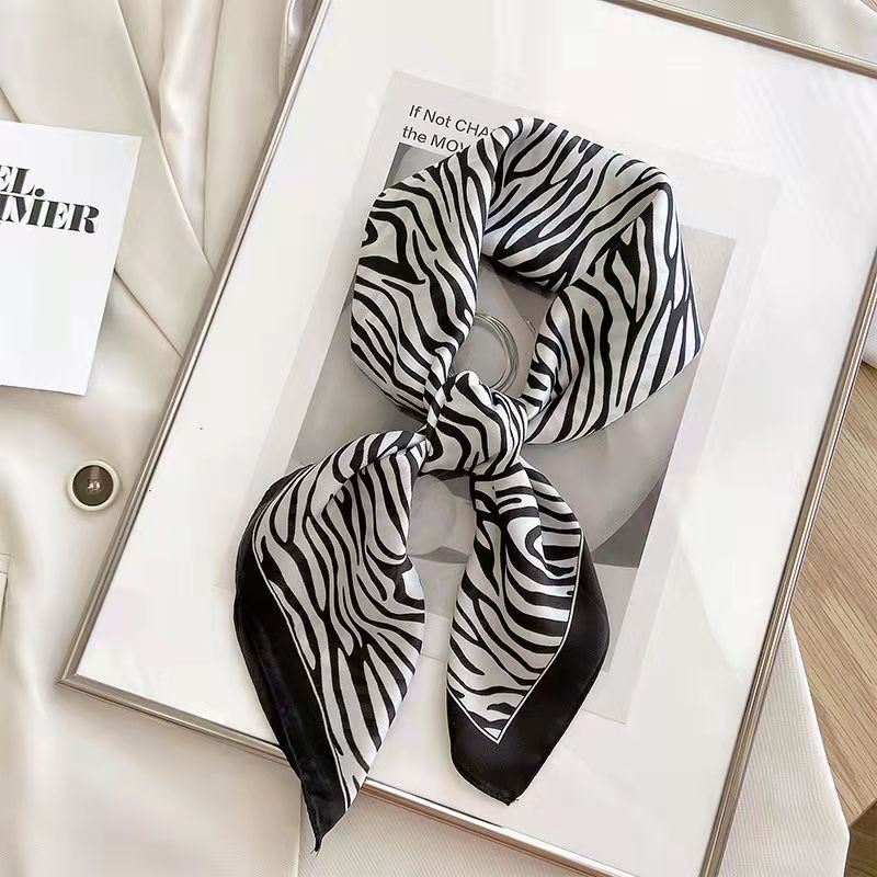 여성용 얼룩말 프린트 스퀘어 스카프, 부드러운 새틴,  - Silk Scarf Square 리뷰 및 가격
